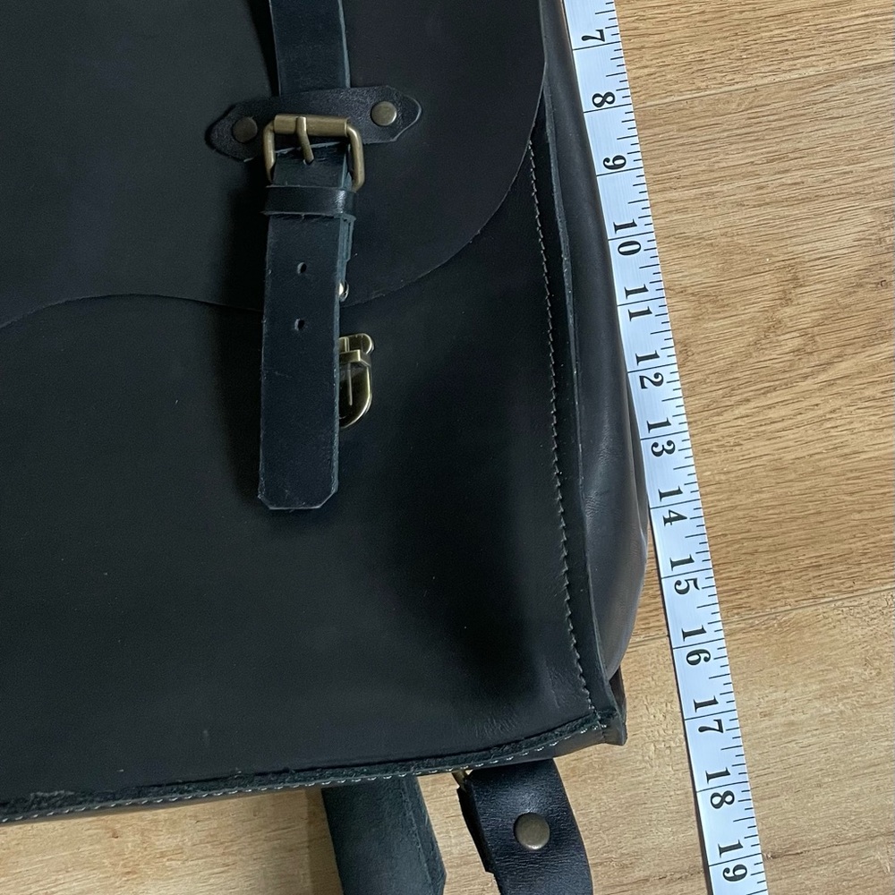 Diržas Handmade Genuine Leather Backpack Black Minimalist - Picture 9 of 10